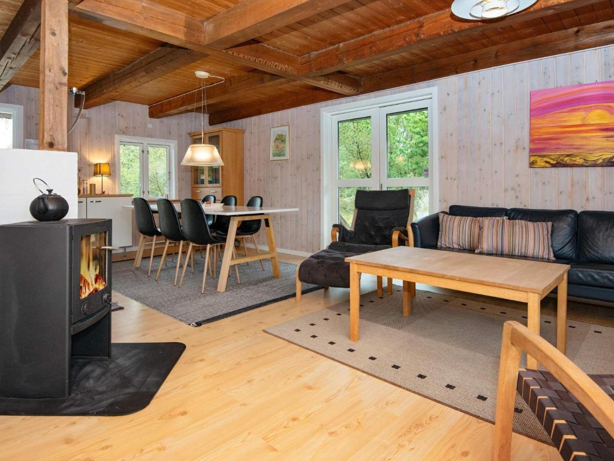 6 Person Holiday Home In R M Vesterhede Exteriör bild