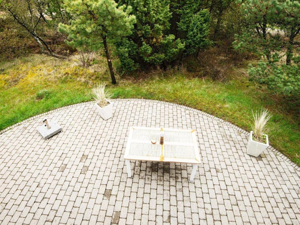 6 Person Holiday Home In R M Vesterhede Exteriör bild